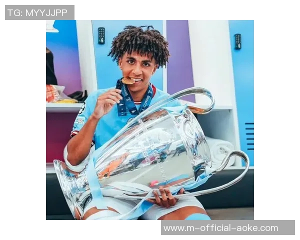 曼城新星里科刘易斯:21岁生日的荣耀时刻与七冠辉煌 曼城新星里科刘易斯:21岁生日的荣耀时刻与七冠辉煌