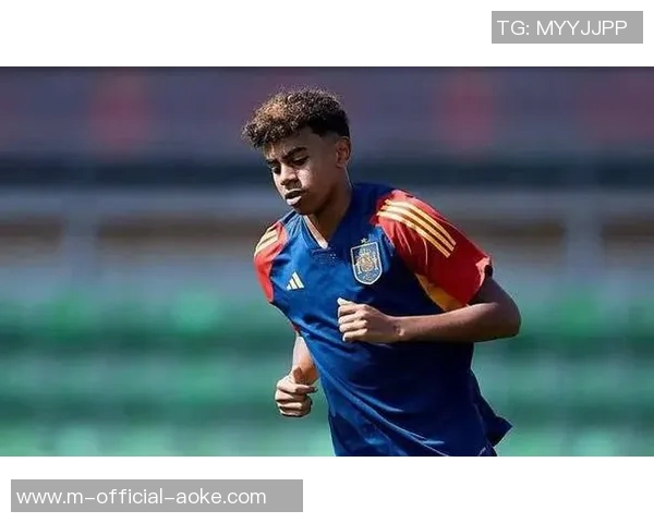 弗里克重视青训球员培养,但强调比赛强度的重要性 弗里克重视青训球员培养,但强调比赛强度的重要性